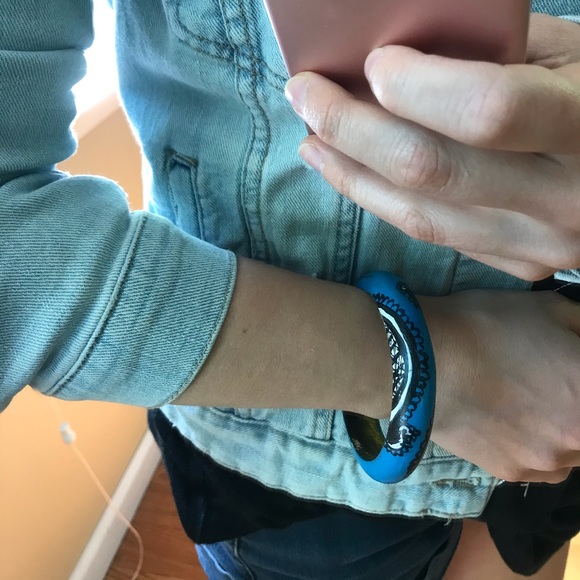 Colorful Paisley Patterned Bracelets Set - Picture 7 of 8